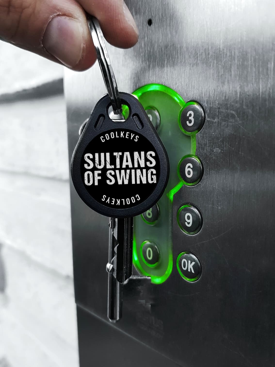 SULTANS OF SWING RFID TAG - Image 6