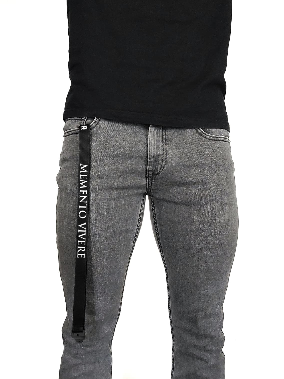 memento vivere latin design lanyard reflector